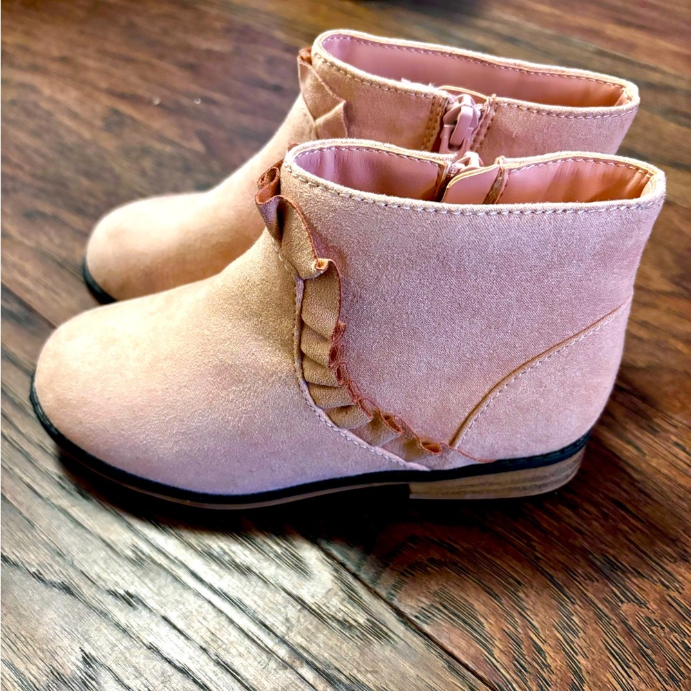 Cat & Jack pink booties